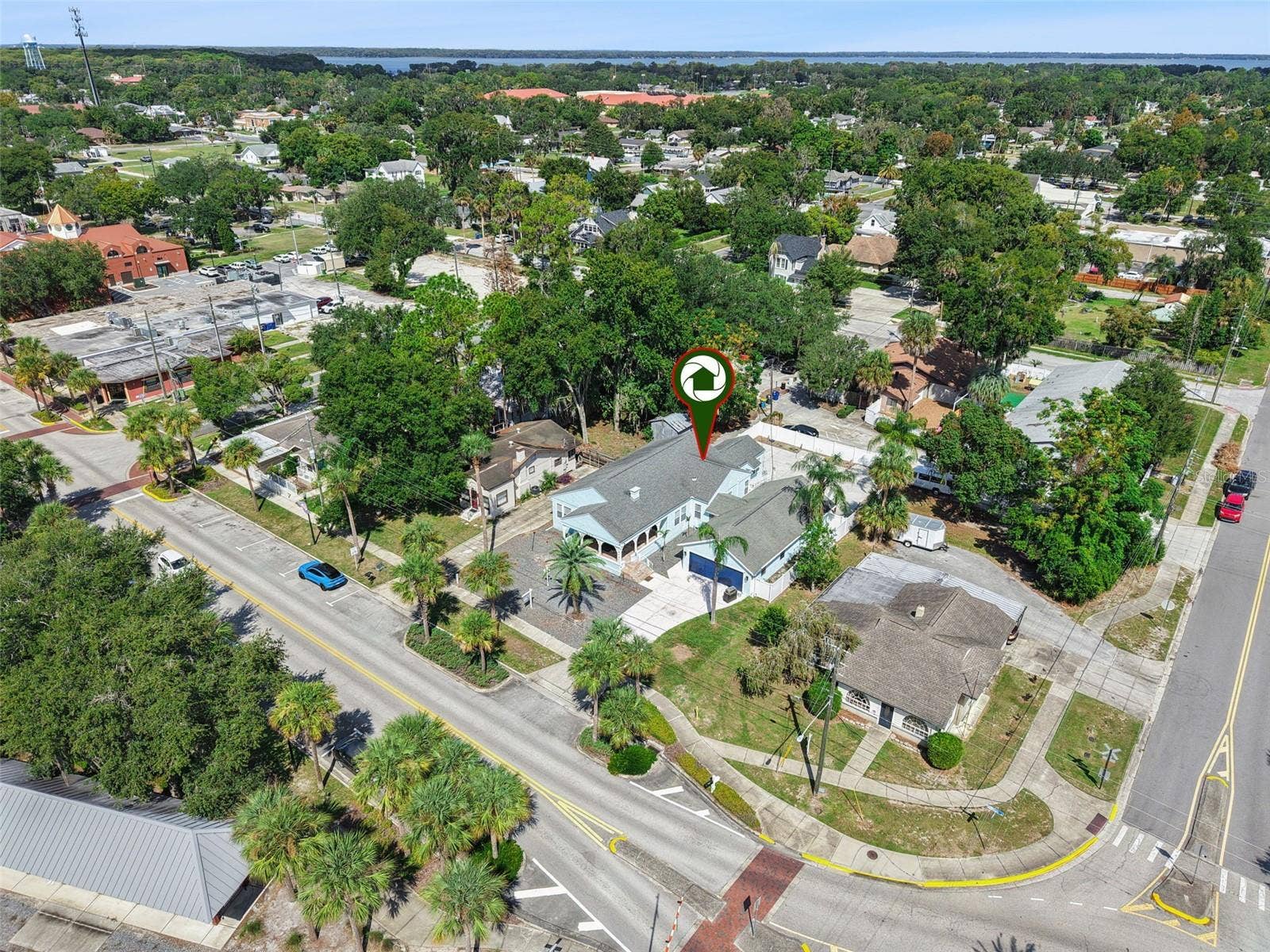 317 E MAIN STREET, Tavares, FL 32778