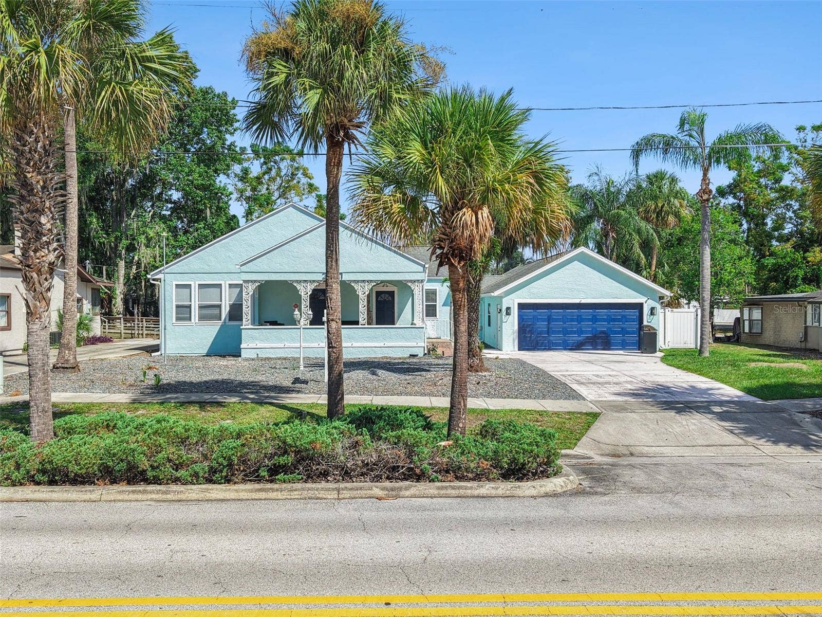 317 E MAIN STREET, Tavares, FL 32778