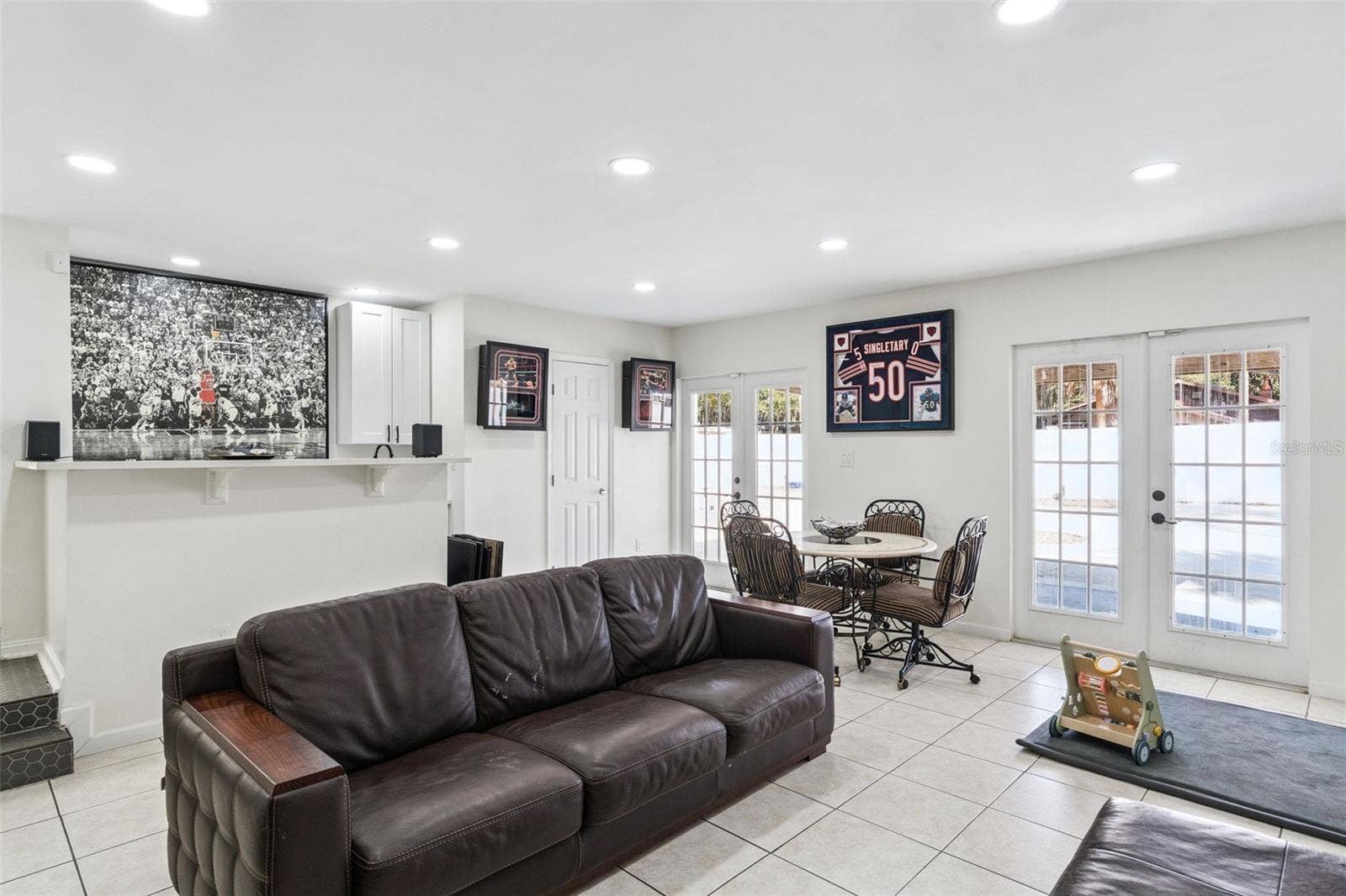 317 E MAIN STREET, Tavares, FL 32778