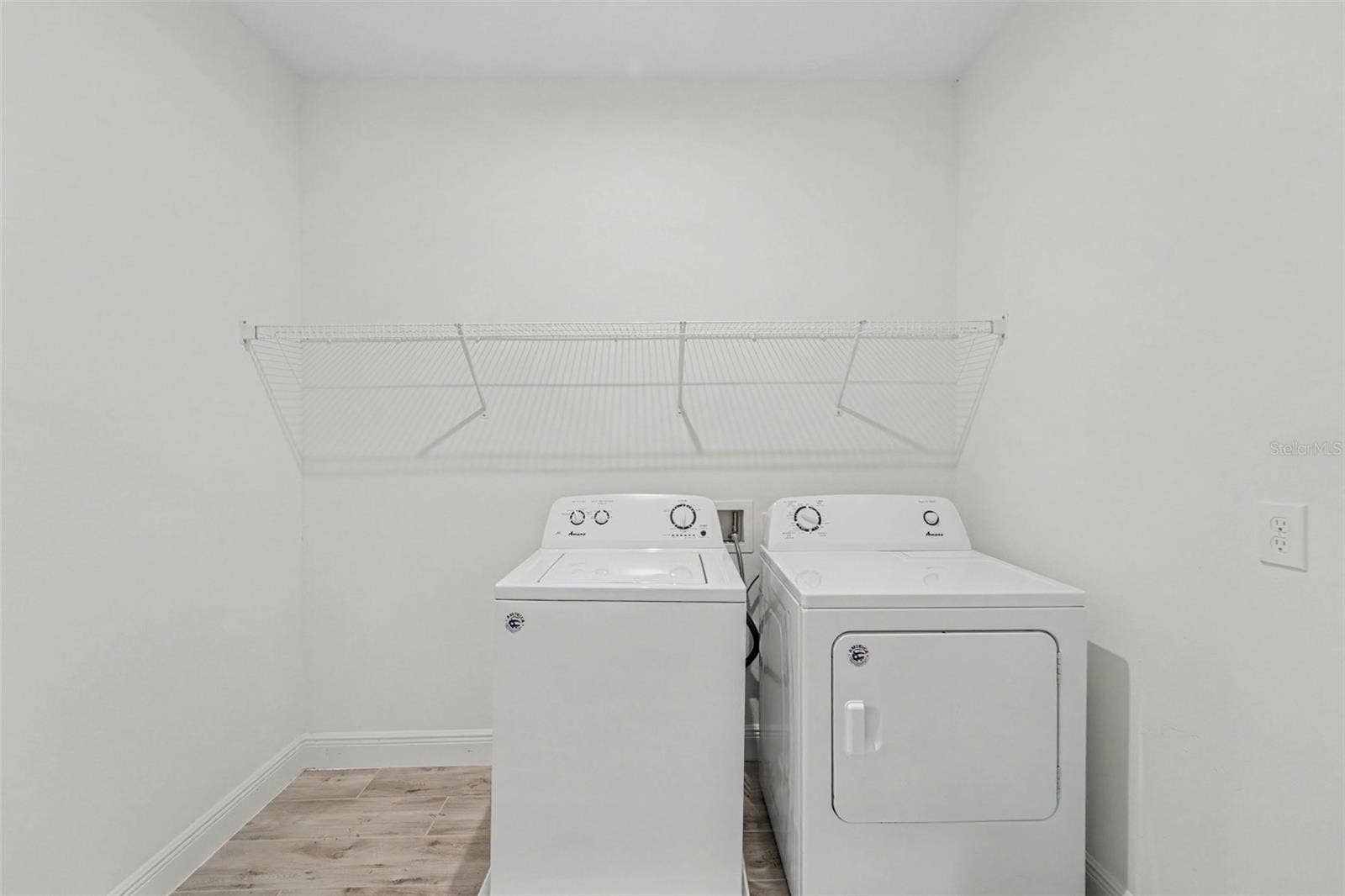 2nd Floor-Laundry Room