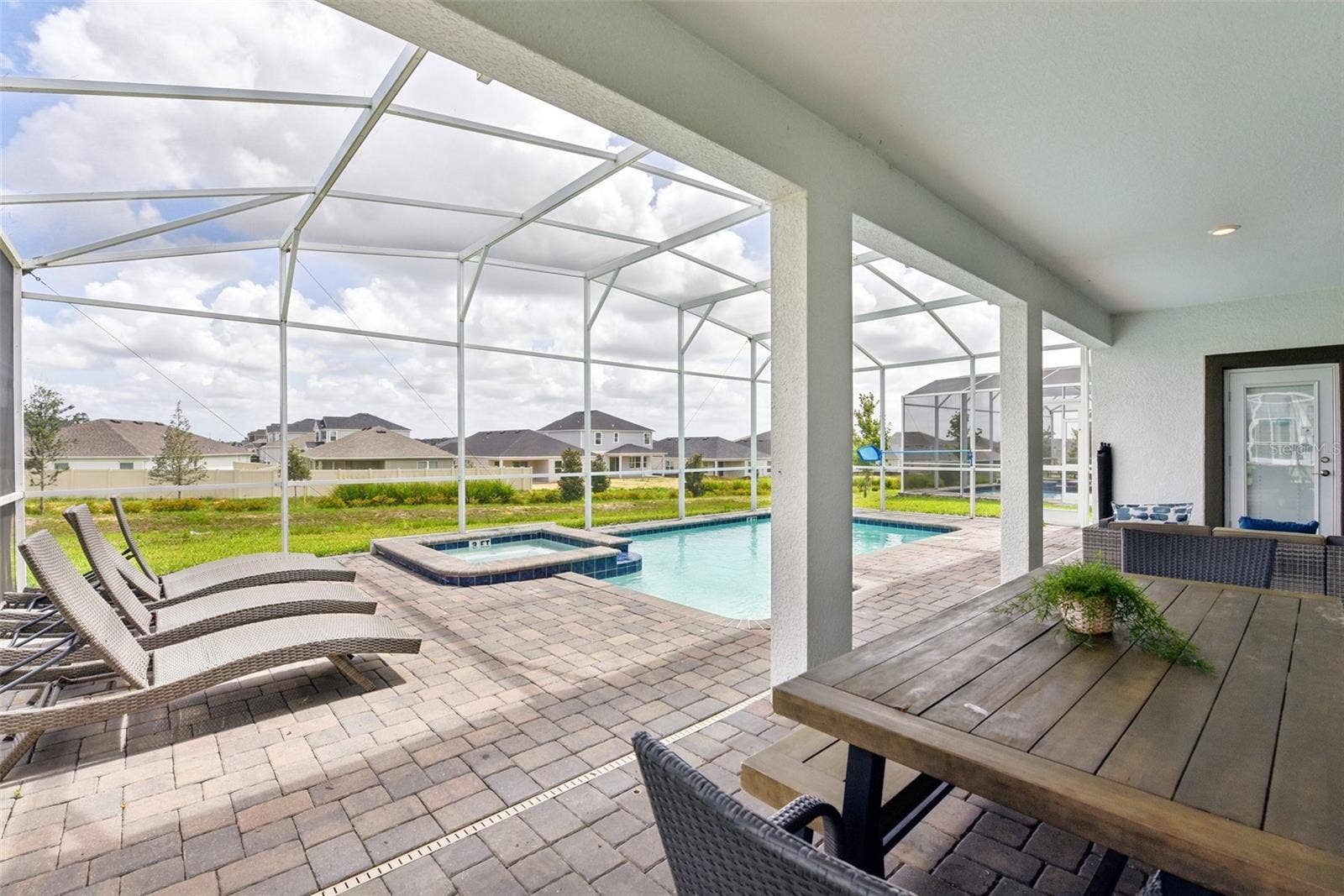 9266 SOMMERSET HILLS DRIVE, Davenport, FL 33896 9266 SOMMERSET HILLS DRIVE, Davenport, FL 33896