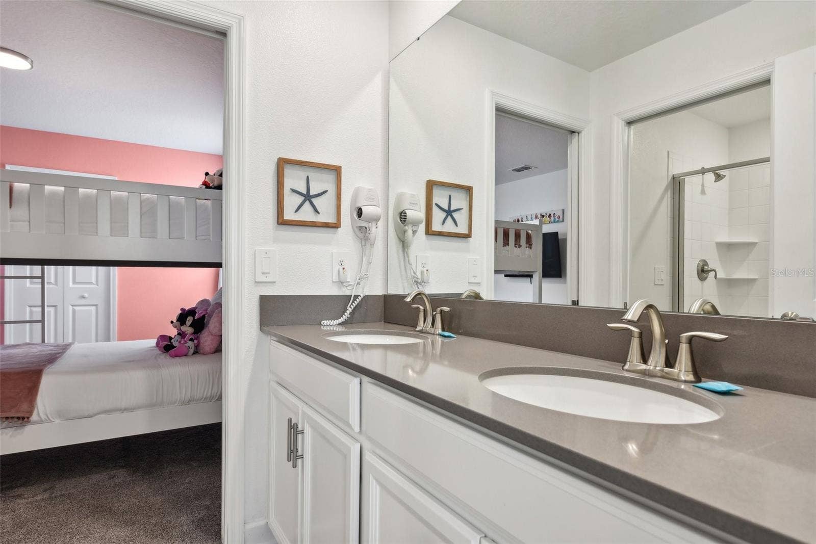 9266 SOMMERSET HILLS DRIVE, Davenport, FL 33896 Jack and Jill bath