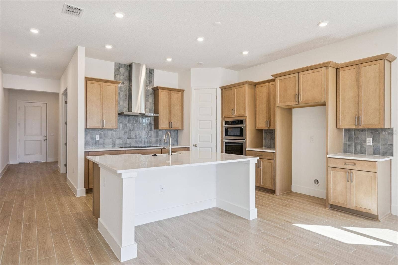 17428 HONEYBELL TANGELO COURT, Winter Garden, FL 34787 Kitchen
