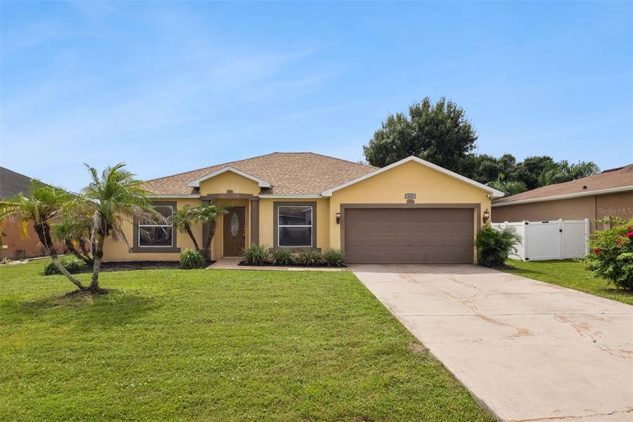 Property photo for 304 JACKSONVILLE CT, Kissimmee, FL