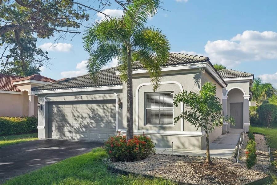 Property photo for 1283 CHINABERRY DRIVE, Weston, FL