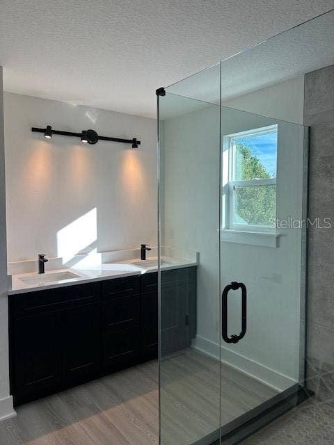 2051 PEEL AVENUE, Orlando, FL 32806 primary bath
