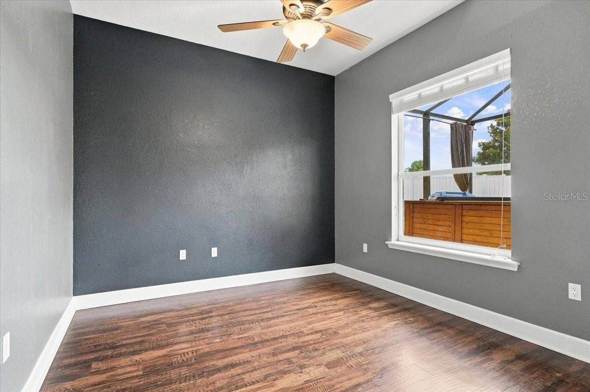 230 LAKE ARIETTA COURT, Auburndale, FL 33823 guest suite #4