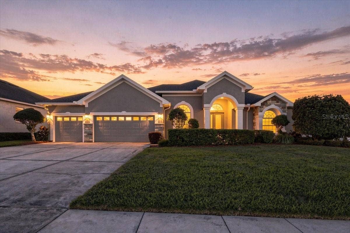 230 LAKE ARIETTA COURT, Auburndale, FL 33823 230 LAKE ARIETTA COURT, Auburndale, FL 33823