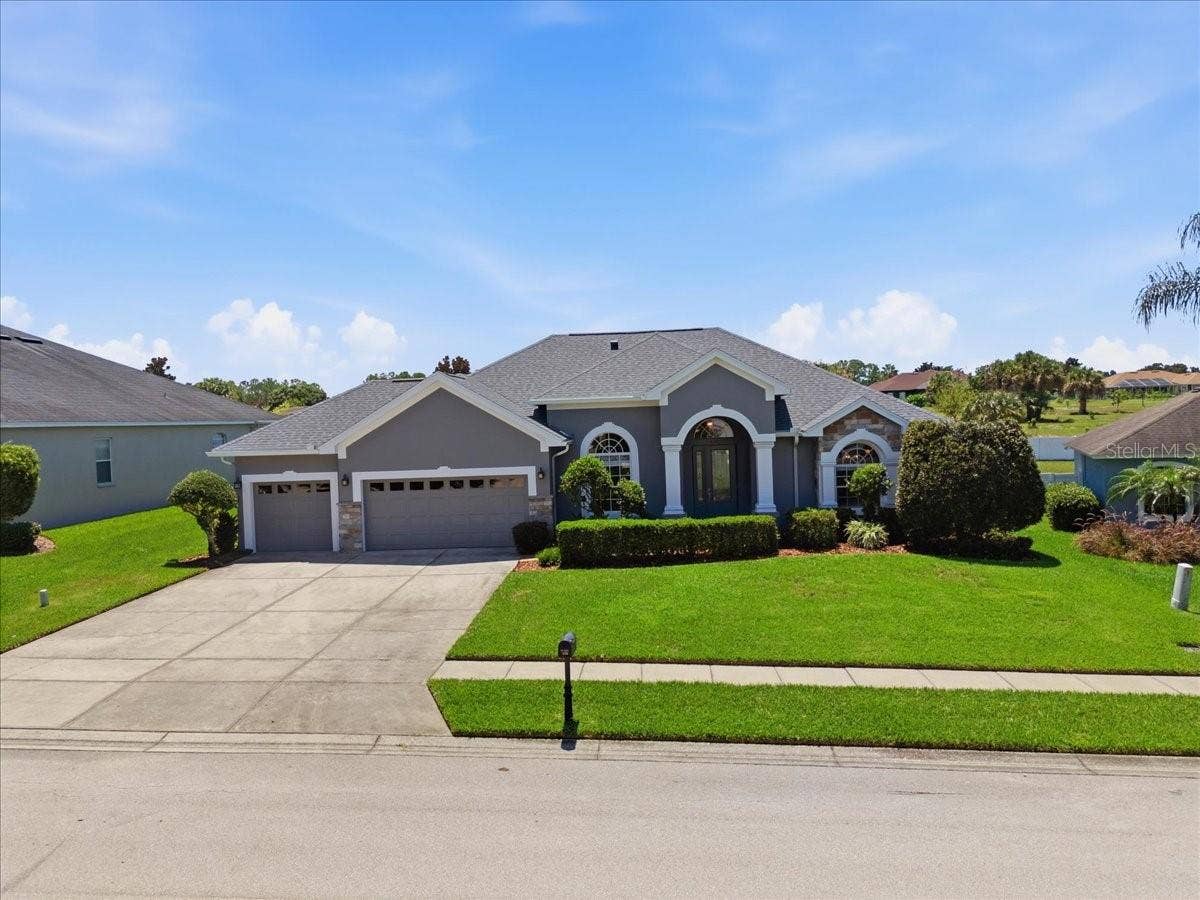 230 LAKE ARIETTA COURT, Auburndale, FL 33823 230 LAKE ARIETTA COURT, Auburndale, FL 33823