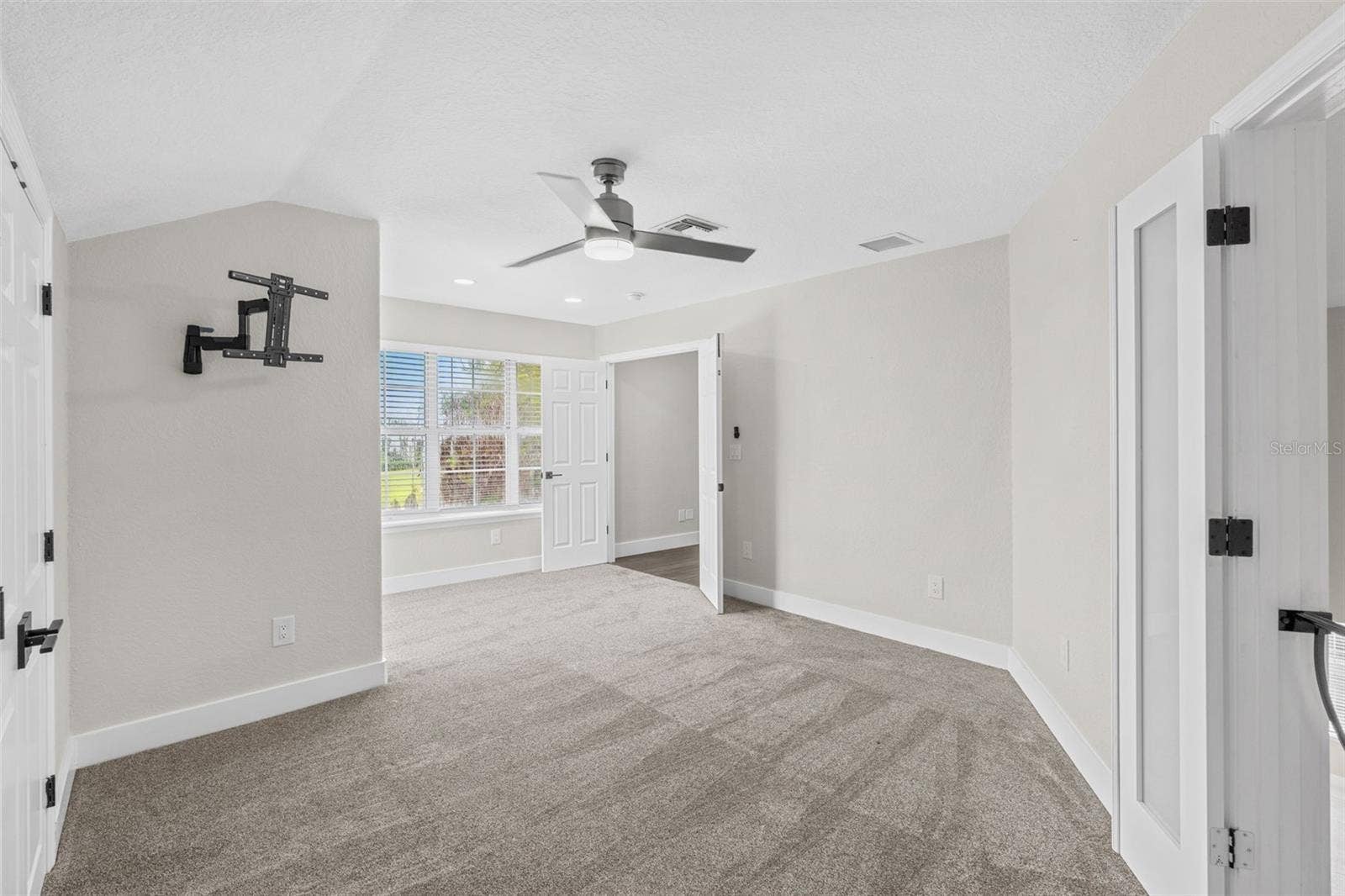 2540 HEMPEL COVE CT, Windermere, FL 34786 2540 HEMPEL COVE CT, Windermere, FL 34786