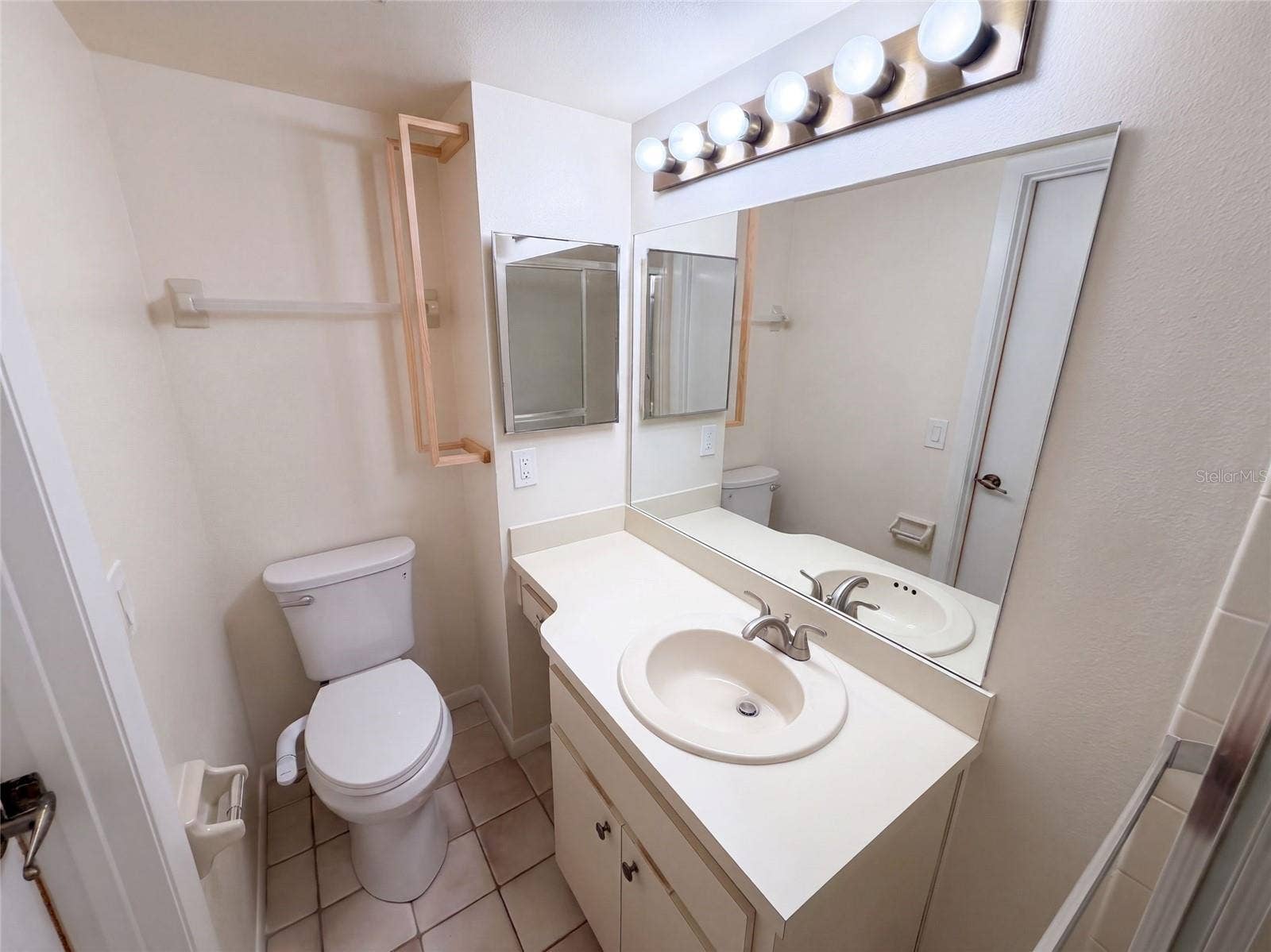 1465 MILLSTREAM LANE, #104, Dunedin, FL 34698