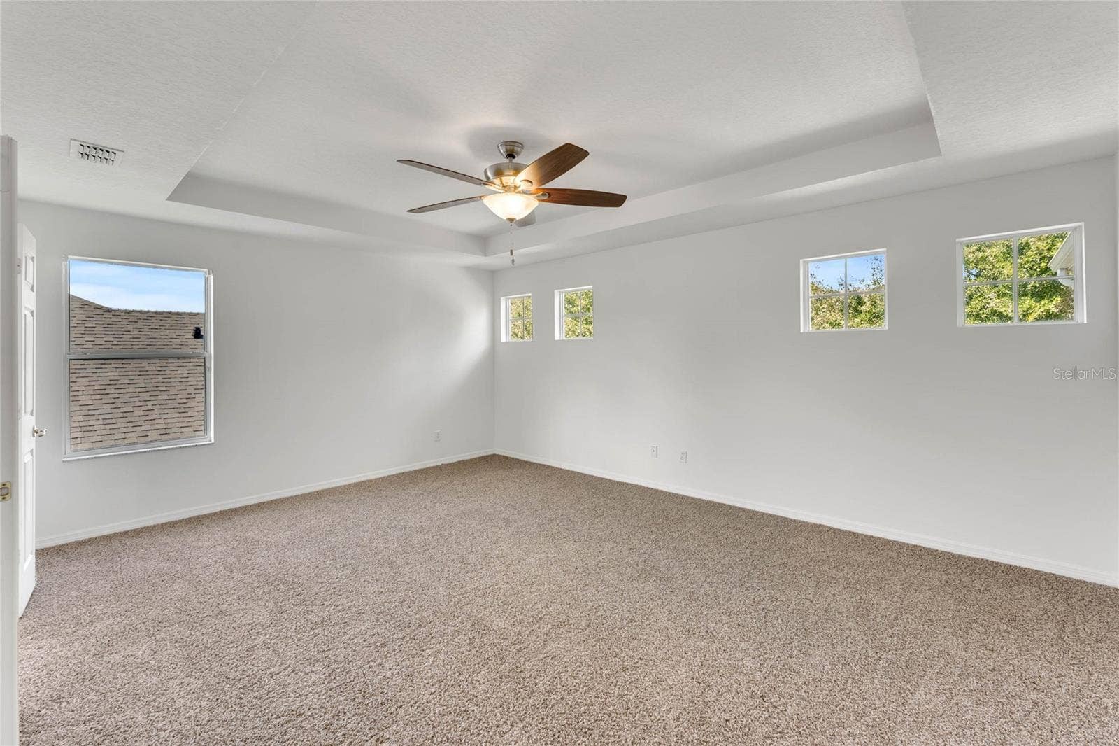 6309 EARTHGOLD DRIVE, Windermere, FL 34786 6309 EARTHGOLD DRIVE, Windermere, FL 34786
