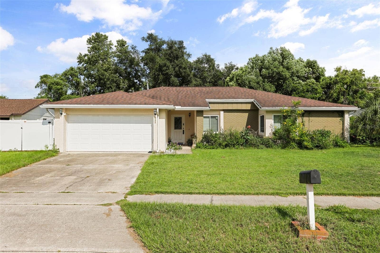911 ALAMEDA DRIVE, Longwood, FL 32750 911 ALAMEDA DRIVE, Longwood, FL 32750
