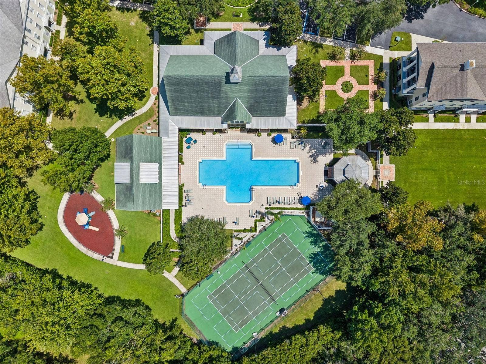 239 LONGVIEW AVENUE, #311, Celebration, FL 34747 Community amenities
