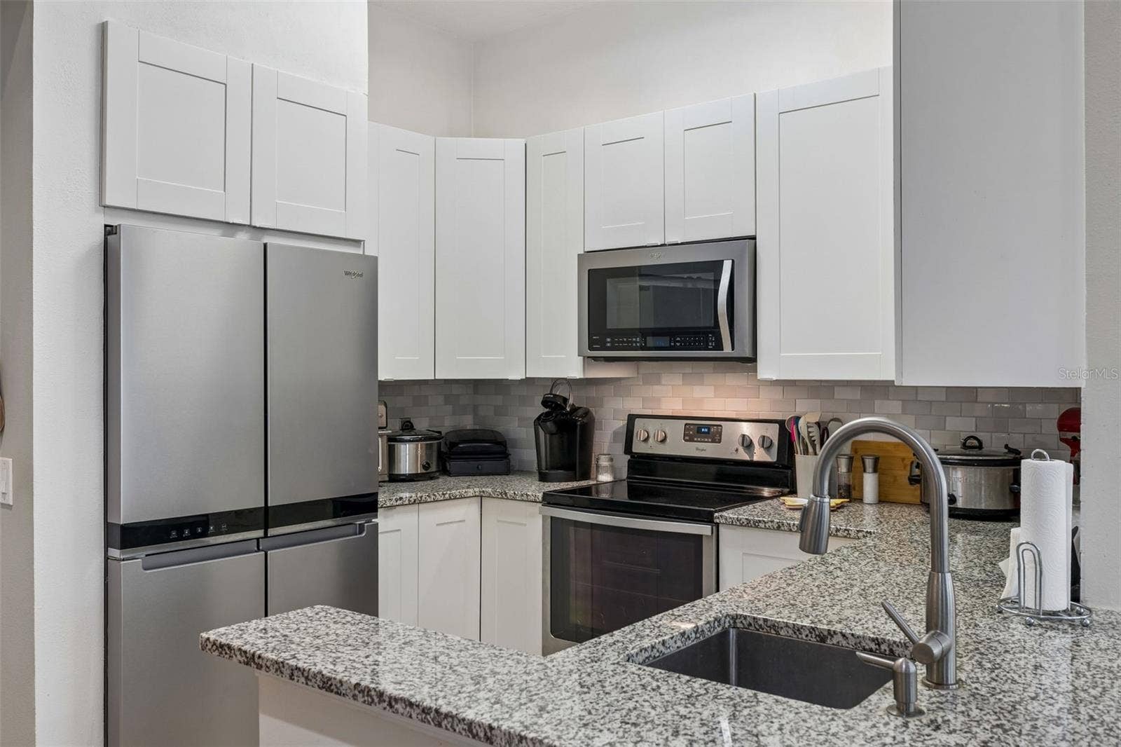 239 LONGVIEW AVENUE, #311, Celebration, FL 34747 Kitchen