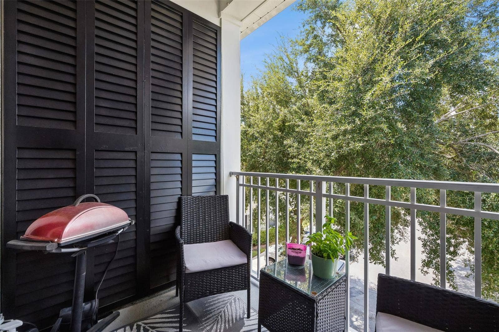 239 LONGVIEW AVENUE, #311, Celebration, FL 34747 Second patio area