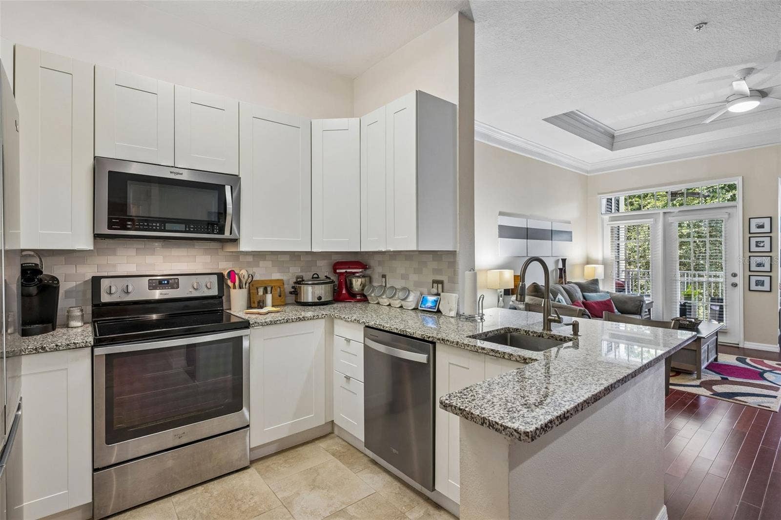 239 LONGVIEW AVENUE, #311, Celebration, FL 34747 Kitchen