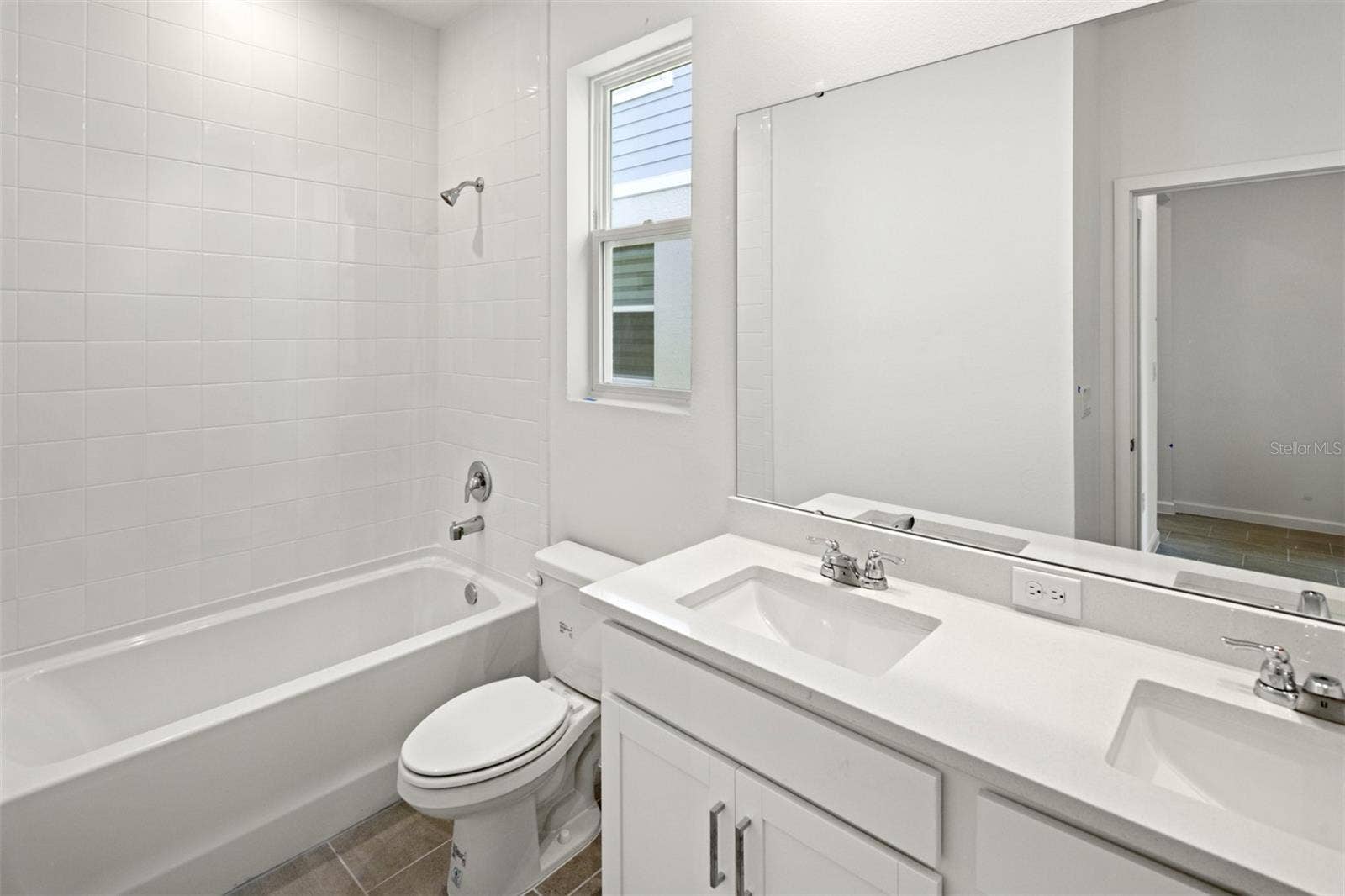 Alafia Bathroom 2