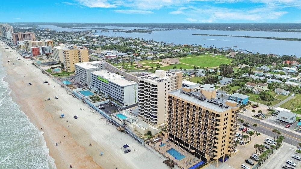 Daytona Beach Shores