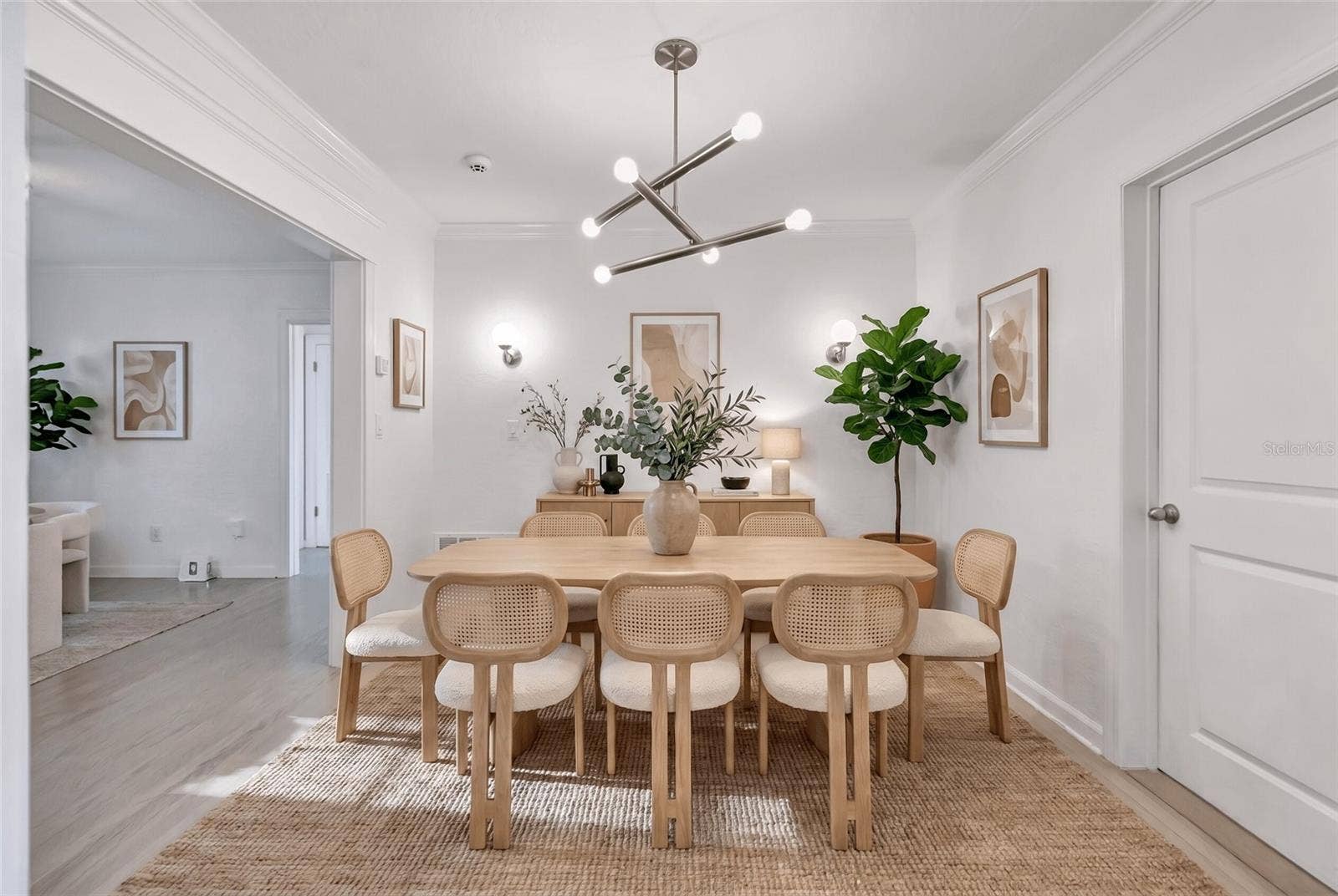 2102 HARRISON AVENUE, Orlando, FL 32804 Staged Dining Room