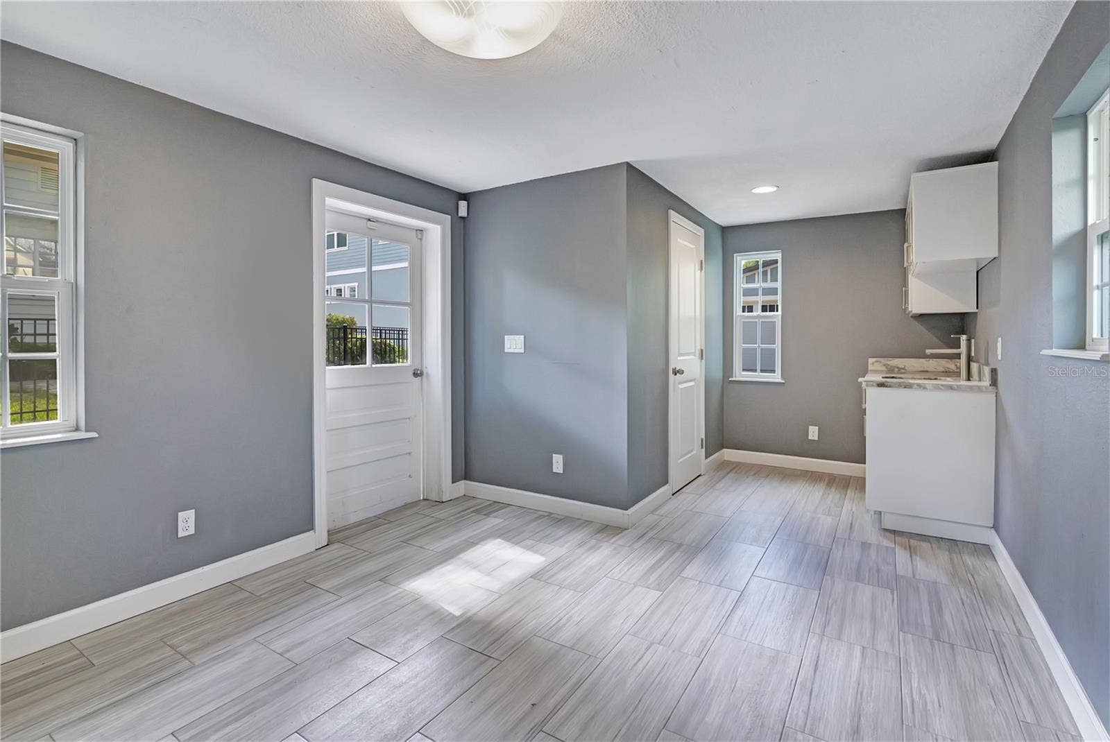 2102 HARRISON AVENUE, Orlando, FL 32804 In-Law Space