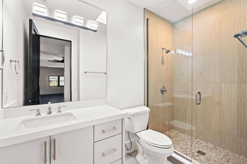 9725 CHESTNUT RIDGE DRIVE, Windermere, FL 34786 9725 CHESTNUT RIDGE DRIVE, Windermere, FL 34786