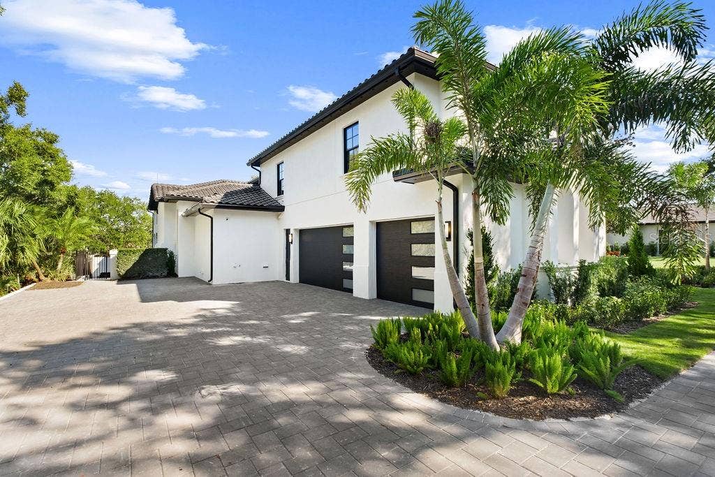 9725 CHESTNUT RIDGE DRIVE, Windermere, FL 34786 9725 CHESTNUT RIDGE DRIVE, Windermere, FL 34786