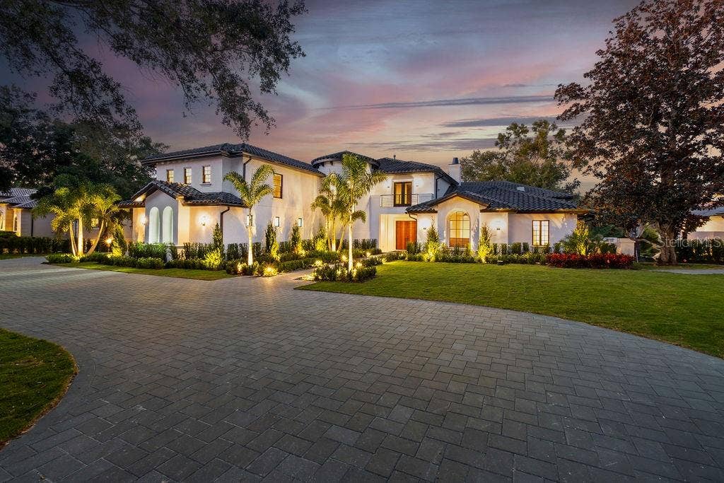 9725 CHESTNUT RIDGE DRIVE, Windermere, FL 34786 9725 CHESTNUT RIDGE DRIVE, Windermere, FL 34786