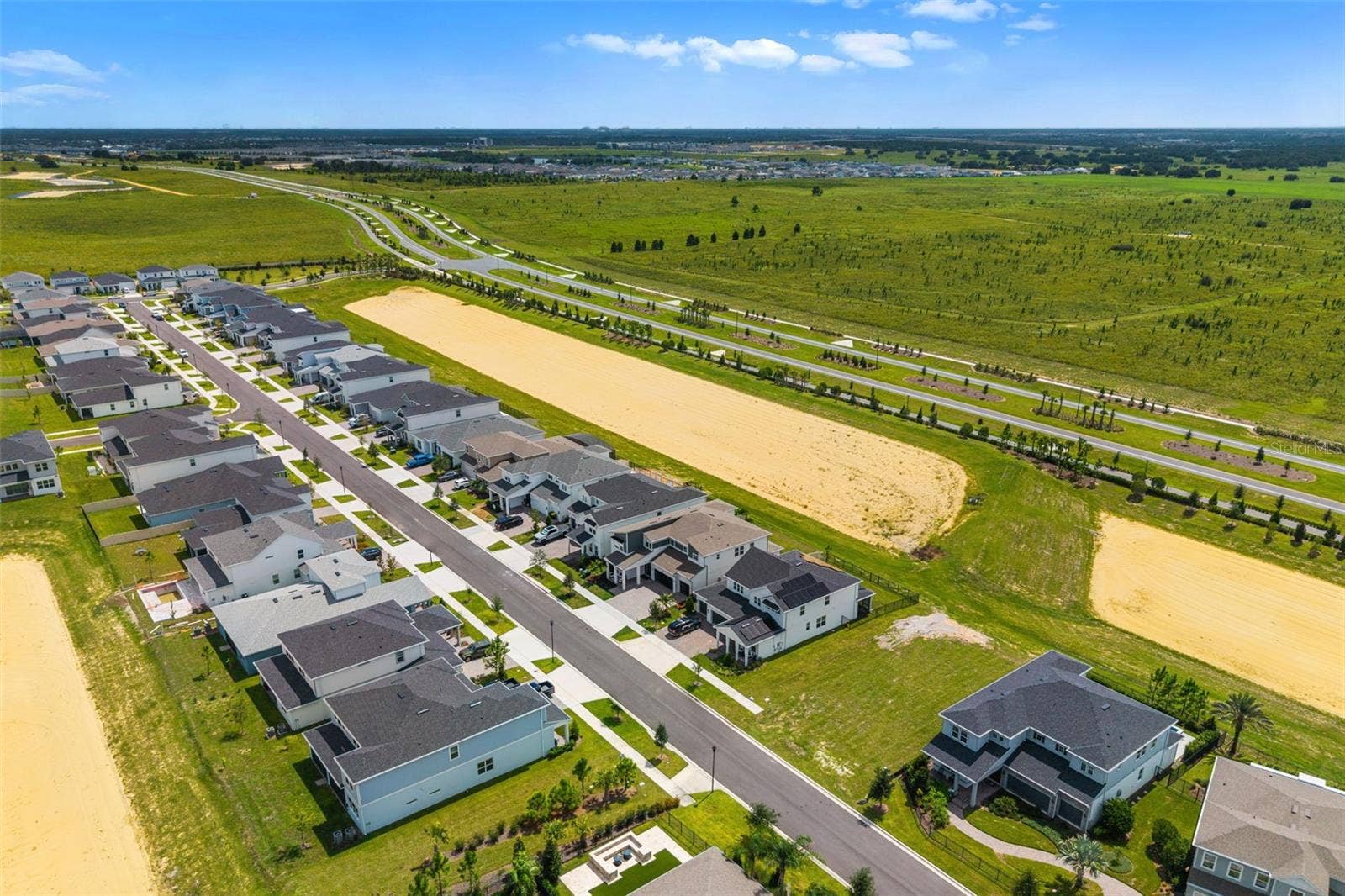 4617 GOLDEN BIRCH AVENUE, Clermont, FL 34714 Fantastic Location.