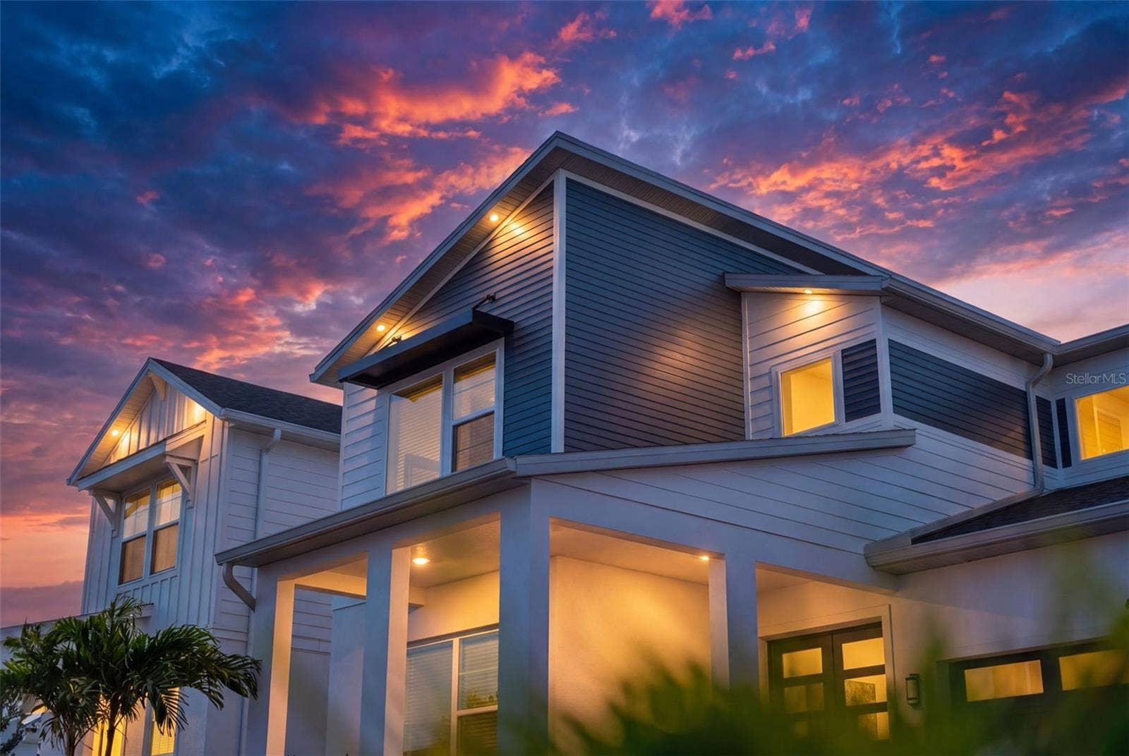 4617 GOLDEN BIRCH AVENUE, Clermont, FL 34714 Modern luxury that feels like home!