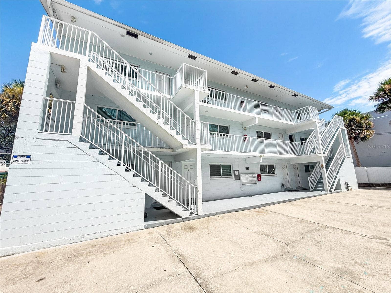 208 N HALIFAX AVENUE, Daytona Beach, FL 32118