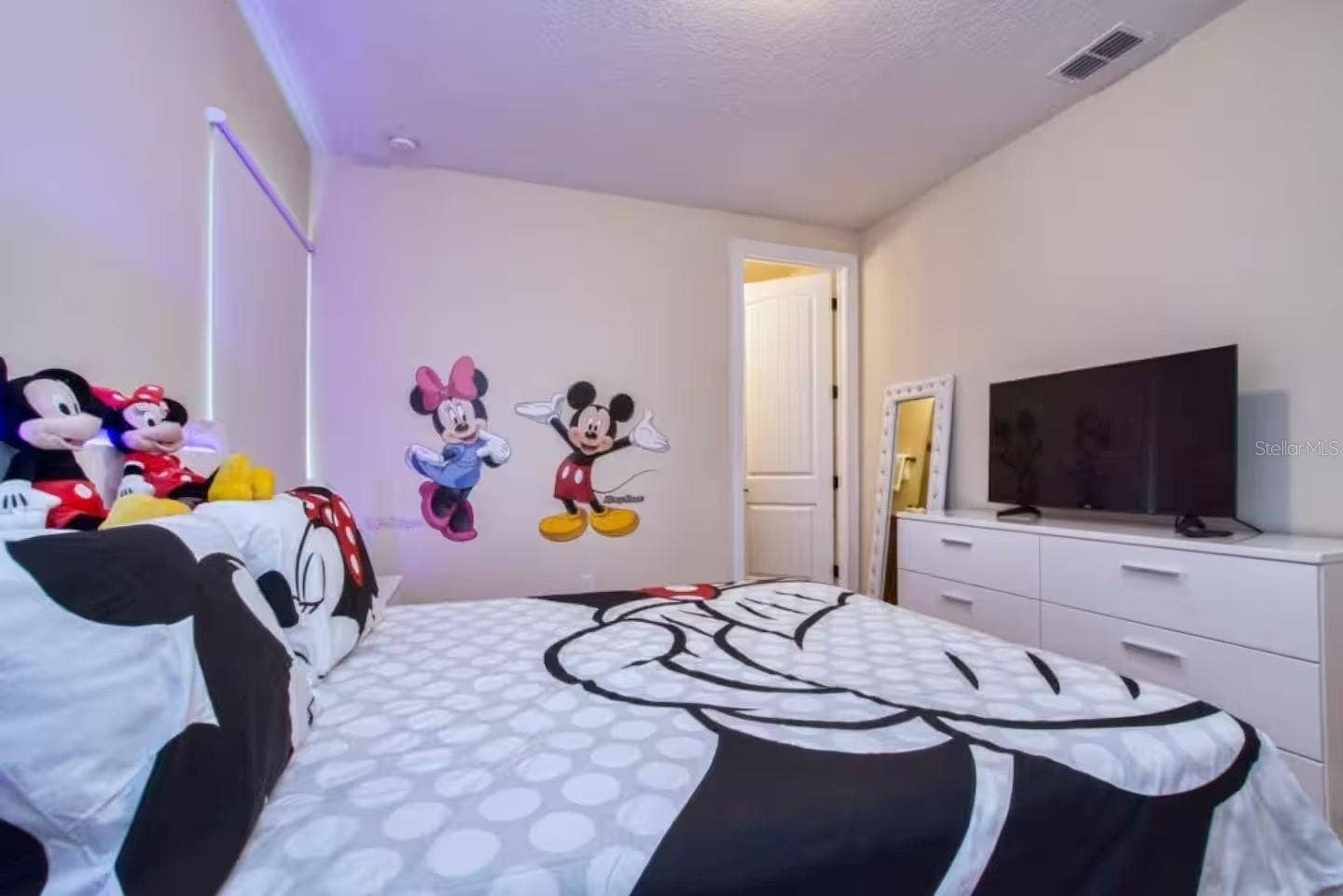 7824 LOXAHATCHEE COURT, Kissimmee, FL 34747 7824 LOXAHATCHEE COURT, Kissimmee, FL 34747