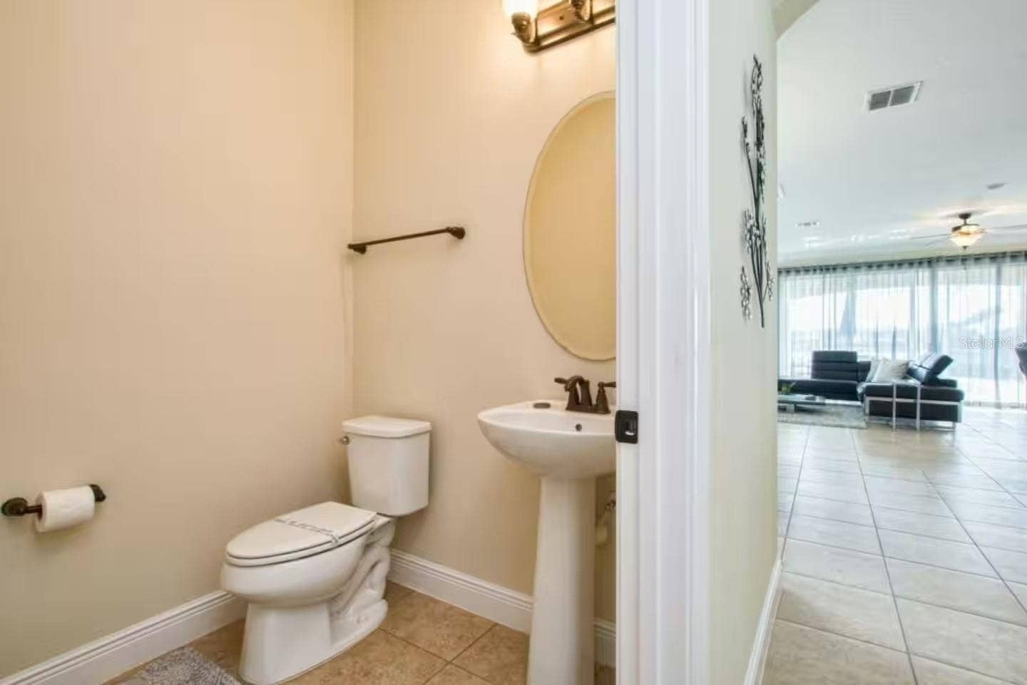 7824 LOXAHATCHEE COURT, Kissimmee, FL 34747 7824 LOXAHATCHEE COURT, Kissimmee, FL 34747