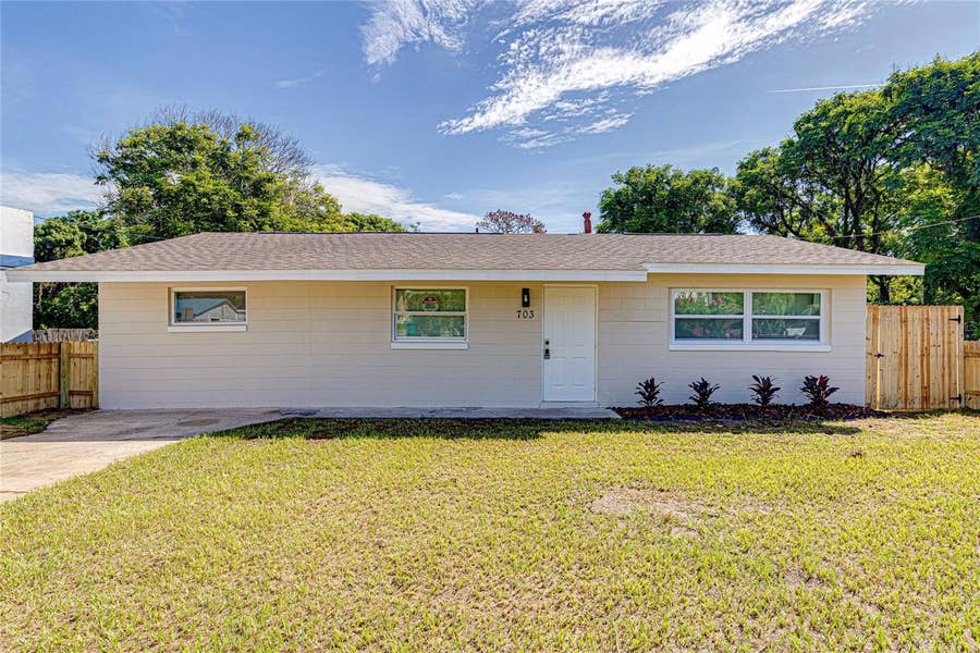 Property photo for 703 S DIXIE AVENUE, Fruitland Park, FL