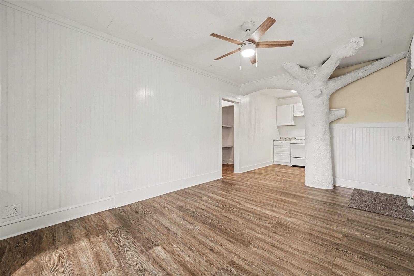224 KINGSTON AVENUE, Daytona Beach, FL 32114 224 KINGSTON AVENUE, Daytona Beach, FL 32114