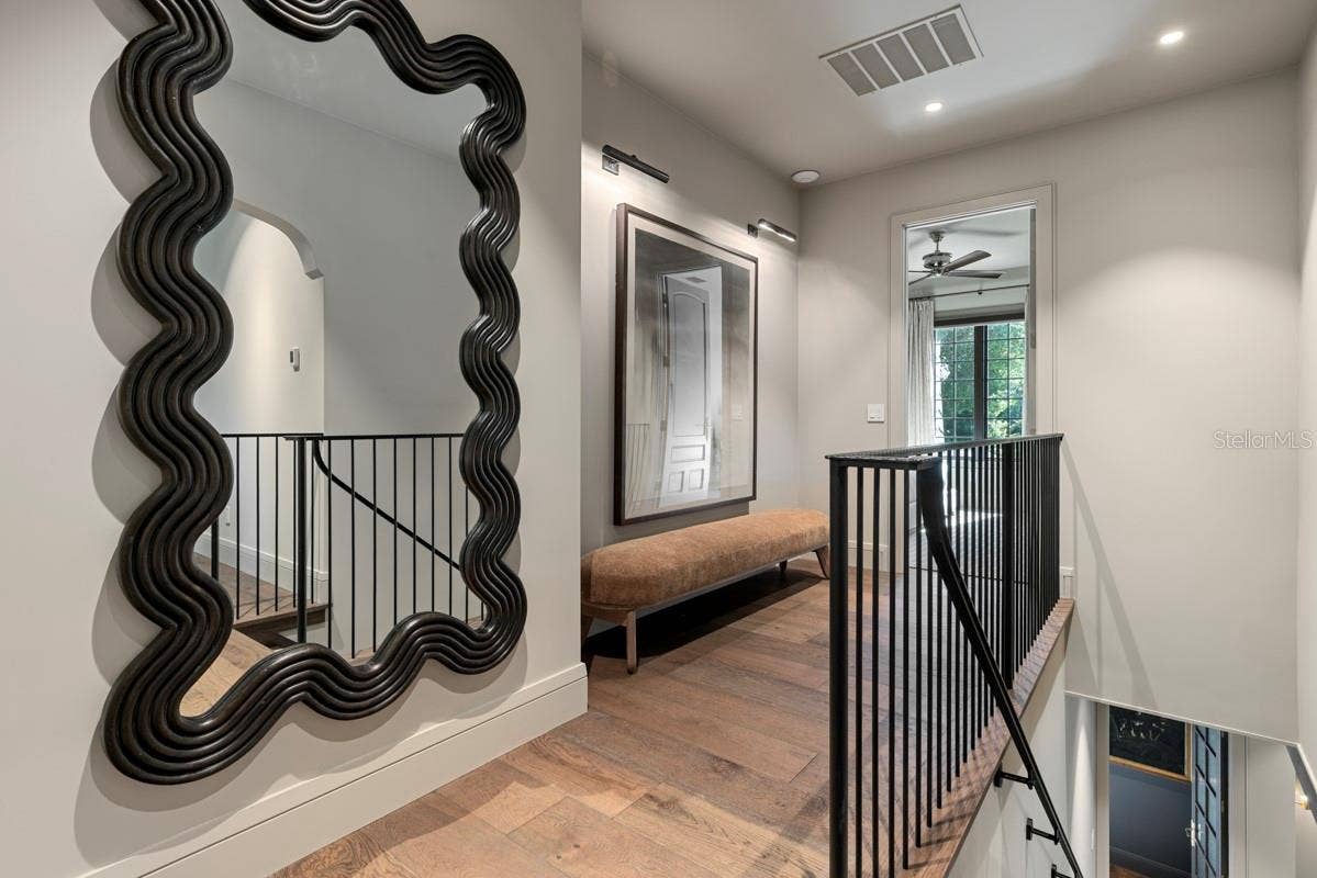 702 VIA BELLA, Winter Park, FL 32789 Staircase Landing - Second Floor
