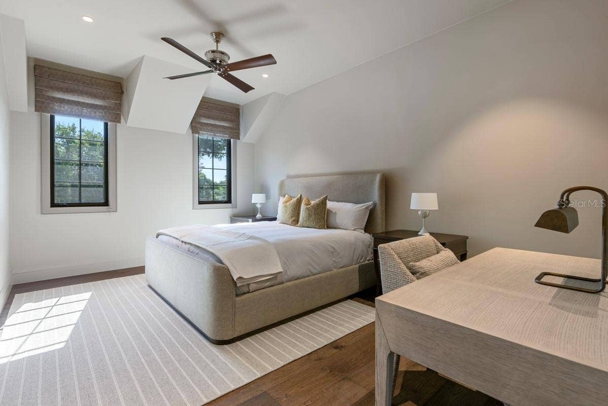 702 VIA BELLA, Winter Park, FL 32789 Bedroom 4 Suite