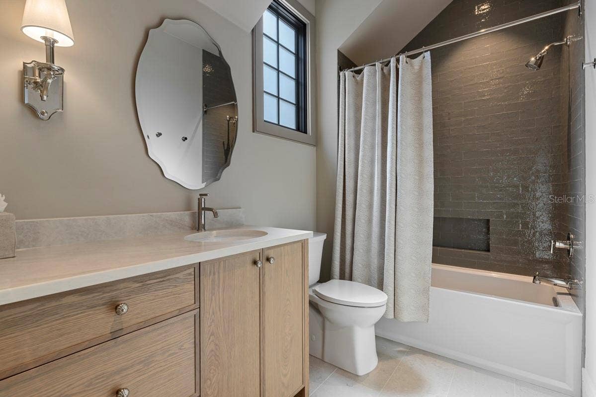 702 VIA BELLA, Winter Park, FL 32789 Bedroom 2 - Ensuite Bath