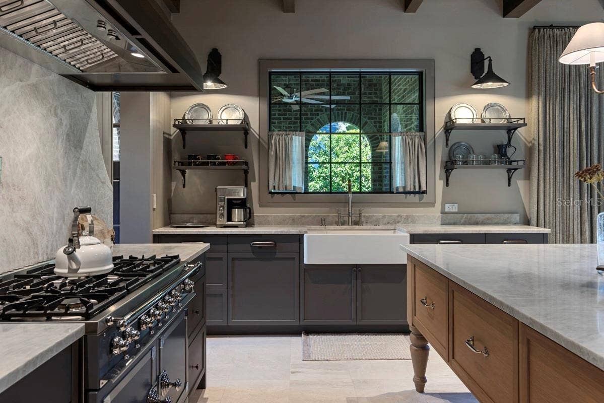 702 VIA BELLA, Winter Park, FL 32789 Kitchen
