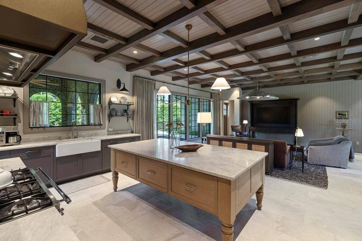 702 VIA BELLA, Winter Park, FL 32789 Kitchen/Great Room