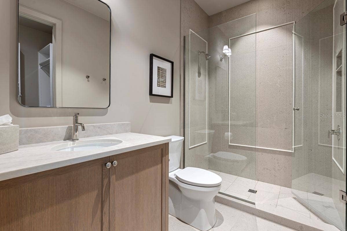 702 VIA BELLA, Winter Park, FL 32789 Bedroom 4 - Ensuite Bath