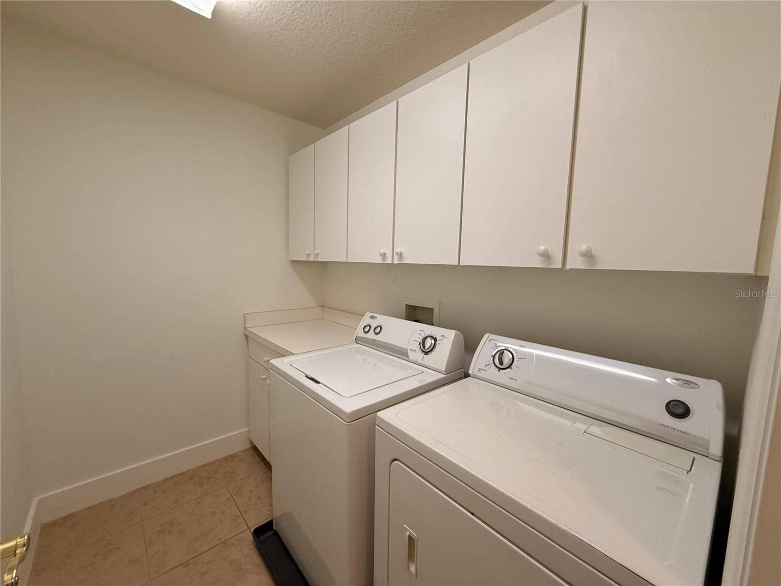 9226 KENSINGTON ROW COURT, Orlando, FL 32827 Laundry Room 2nd floor