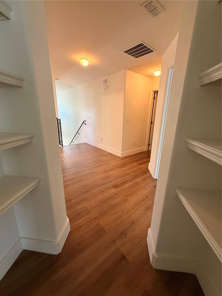 9226 KENSINGTON ROW COURT, Orlando, FL 32827 9226 KENSINGTON ROW COURT, Orlando, FL 32827