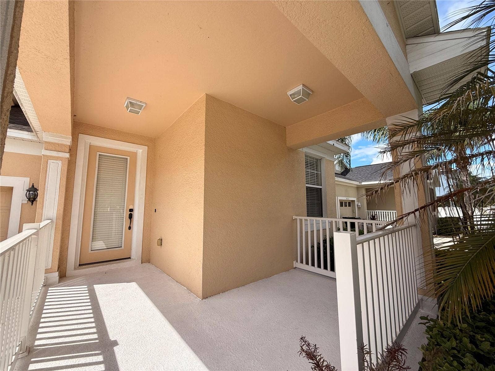 9226 KENSINGTON ROW COURT, Orlando, FL 32827 Front Porch