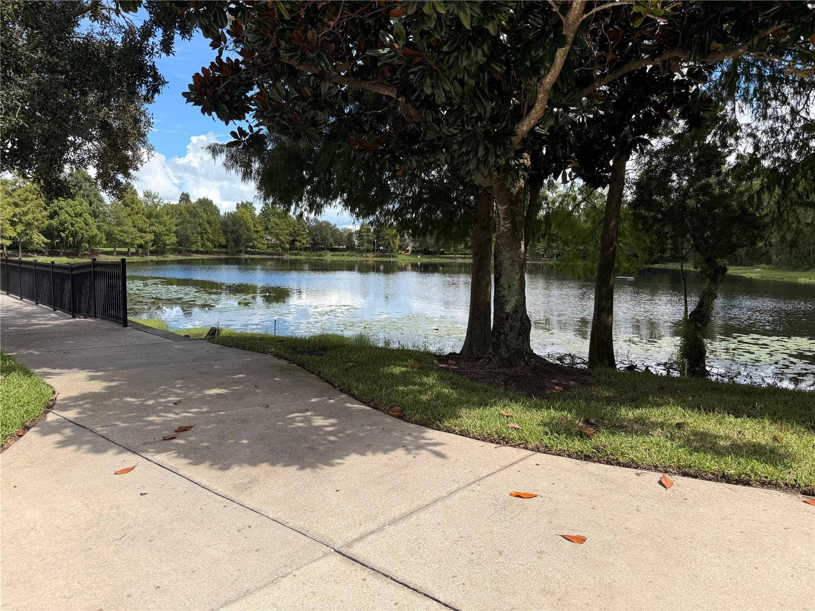 9226 KENSINGTON ROW COURT, Orlando, FL 32827 9226 KENSINGTON ROW COURT, Orlando, FL 32827