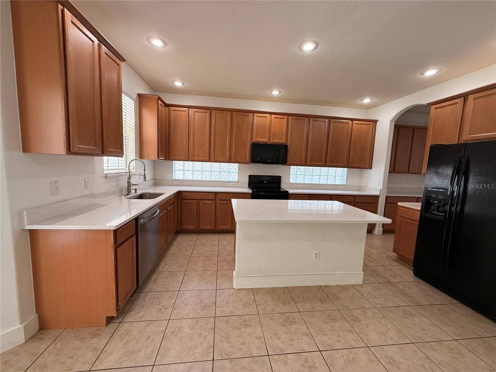 9226 KENSINGTON ROW COURT, Orlando, FL 32827 9226 KENSINGTON ROW COURT, Orlando, FL 32827