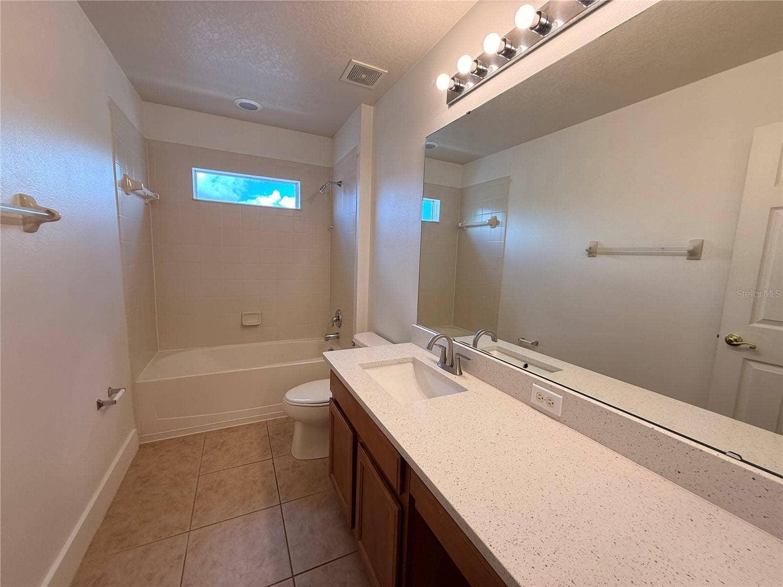 9226 KENSINGTON ROW COURT, Orlando, FL 32827 9226 KENSINGTON ROW COURT, Orlando, FL 32827