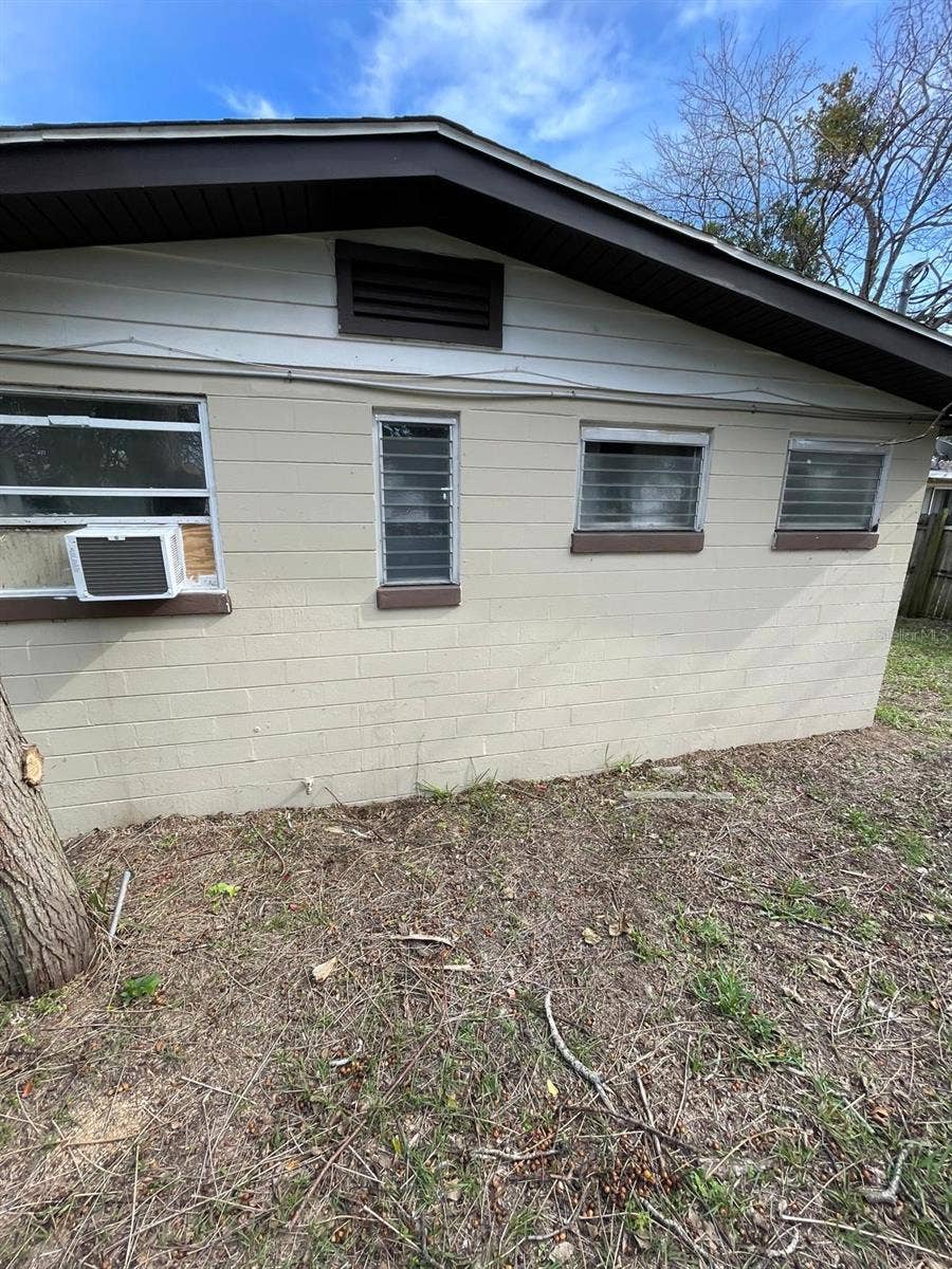 1142 BERKSHIRE ROAD, Daytona Beach, FL 32117