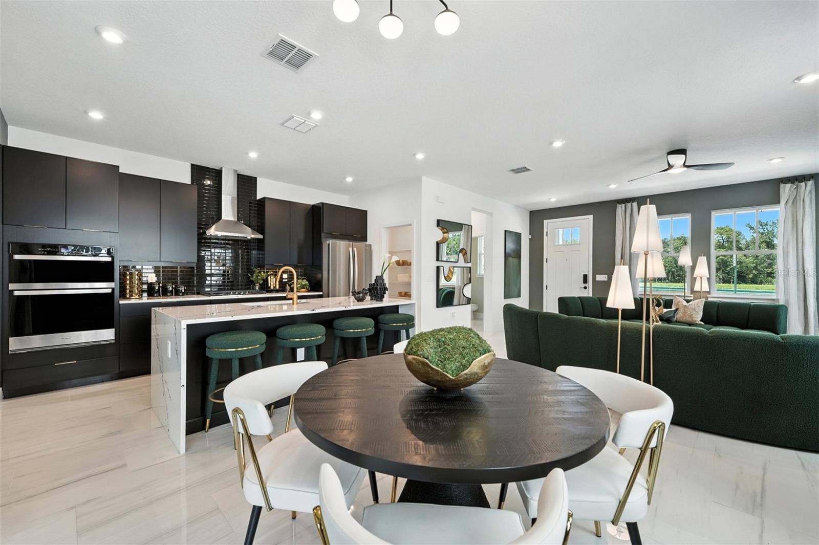 1907 SEAWALL WAY, Celebration, FL 34747 Island Village Anastasia Model Dining Room