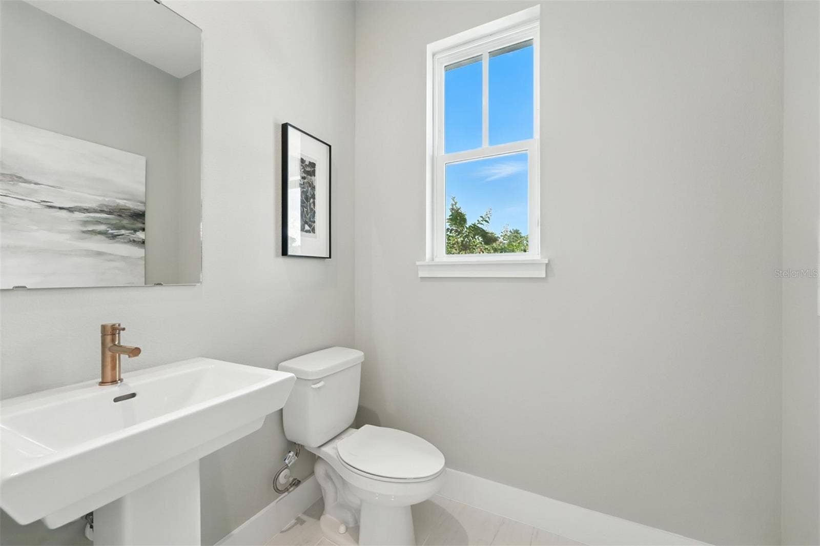 1907 SEAWALL WAY, Celebration, FL 34747 Island Village Anastasia Model Half Bath